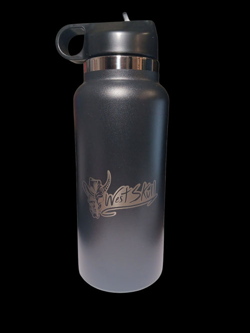 Bouteille isotherme Westskull - vue de face - accessoire streetwear Canada